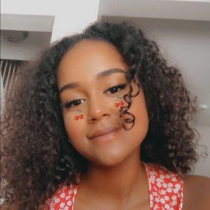 Meet your Posher, Eboni